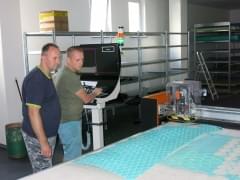 CNC stroj 10